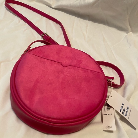 Old Navy Handbags - Old Navy PINK round crossbody